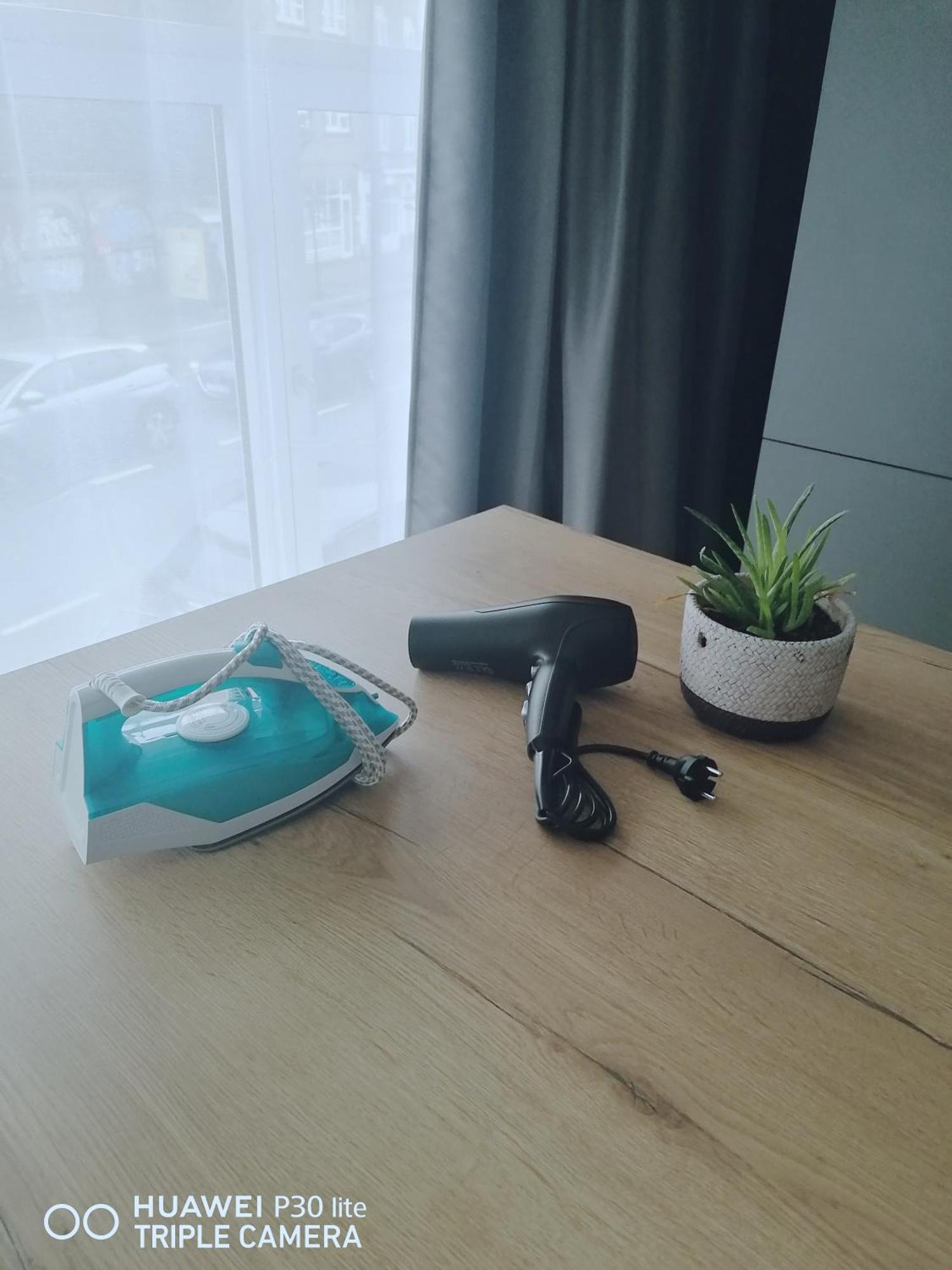 Bright & Cozy Appartment In Brussel Bagian luar foto